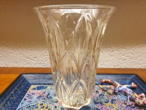 Vase Art Déco verre ciselé