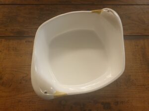 Plat en céramique aux oies