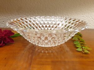 Saladier vintage en verre taillé