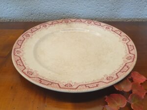 Plat ancien St Amand Hamage