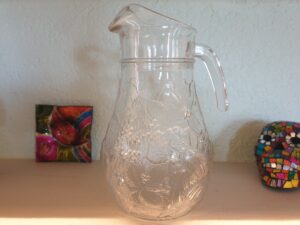 Pichet en verre vintage